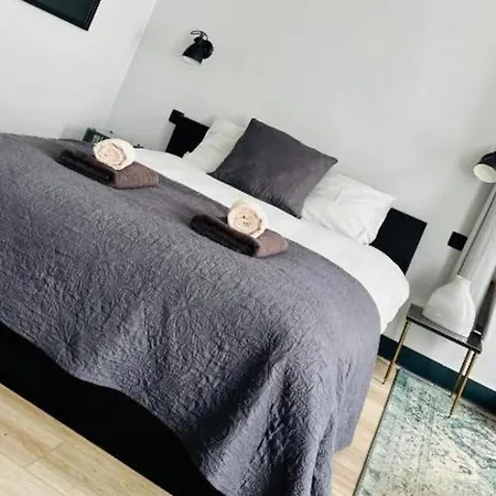 아파트 The Jade Elegant With Balcony