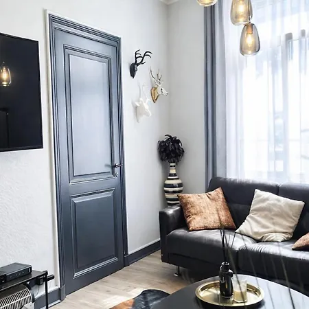 The Jade Elegant With Balcony Appartamento *