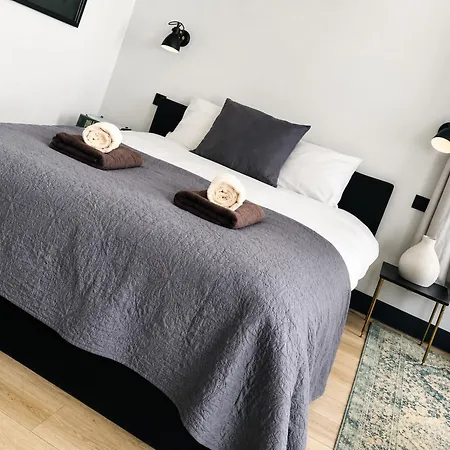 Appartamento The Jade Elegant With Balcony Spa