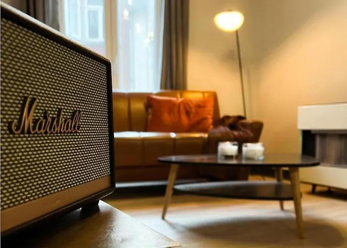 The Jade Elegant With Balcony *