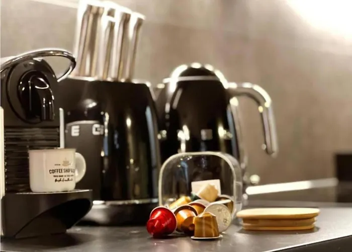 The Jade Elegant With Balcony 아파트 *